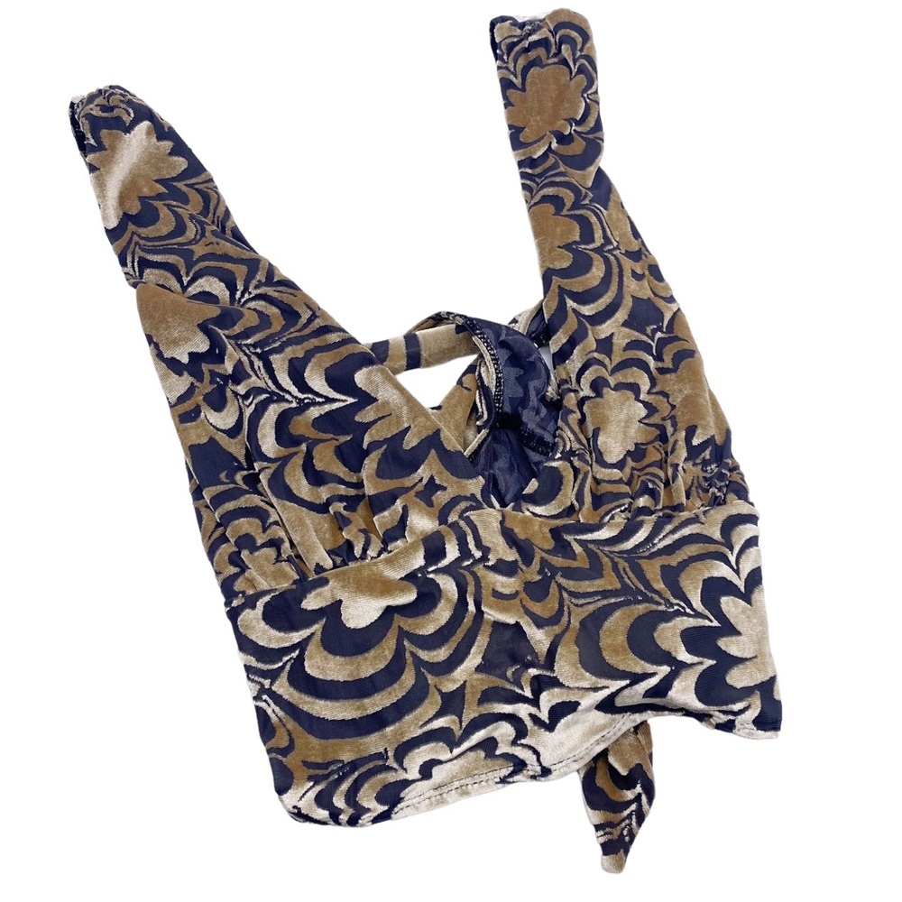 Urban Outfitters Women's Gold and Black cropped top e